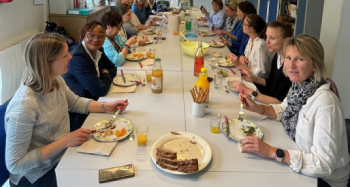 repas travail entre professionnelles de l'ESA